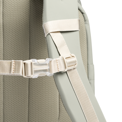 The Vitalize™ Backpack | 30.9 QT